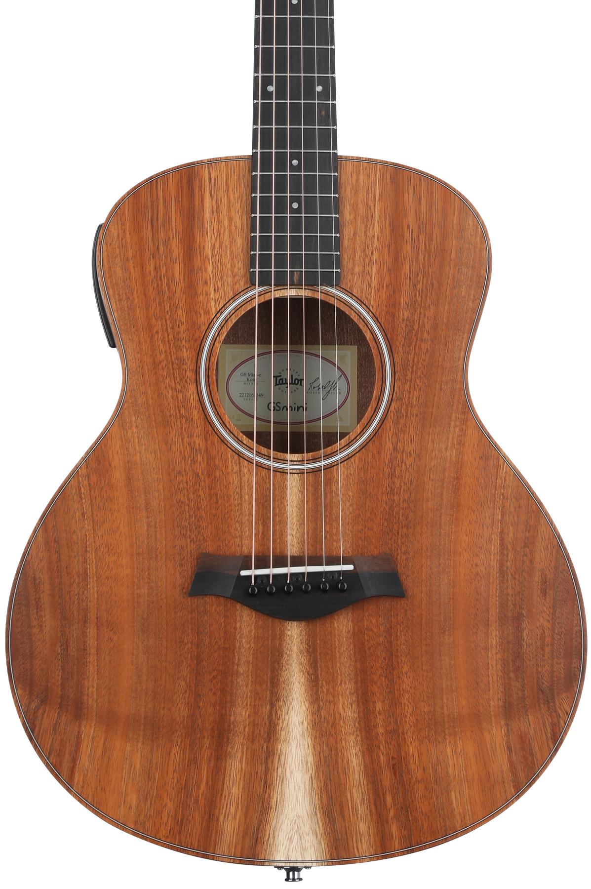 best beginner acoustic guitar for a woman