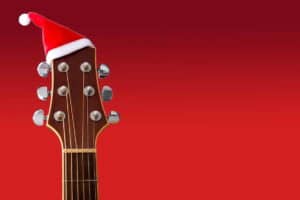 The Top 16 Easy Christmas Guitar Songs